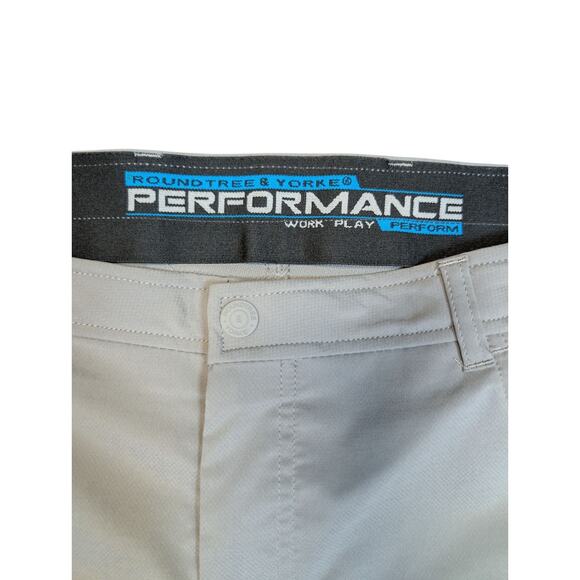 Roundtree & Yorke Shorts Men 40 (42) Performance Work Play Stretch Flat Front - Picture 4 of 8